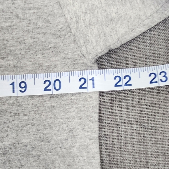 Denver Broncos ×Reebok Peyton Manning Grey Tee Shirt. - Picture 5 of 6